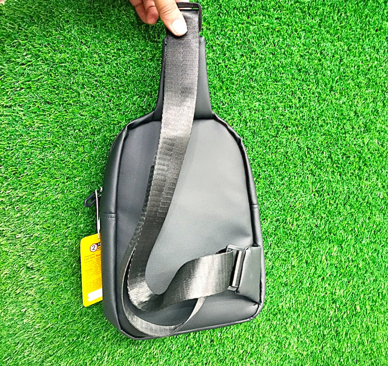Arctic Hunter Black Sling Bag in 2025
