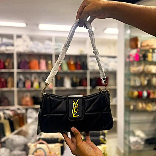 Luxury Black Designer Shoulder Bag – Elegant Quilted Leather Handbag